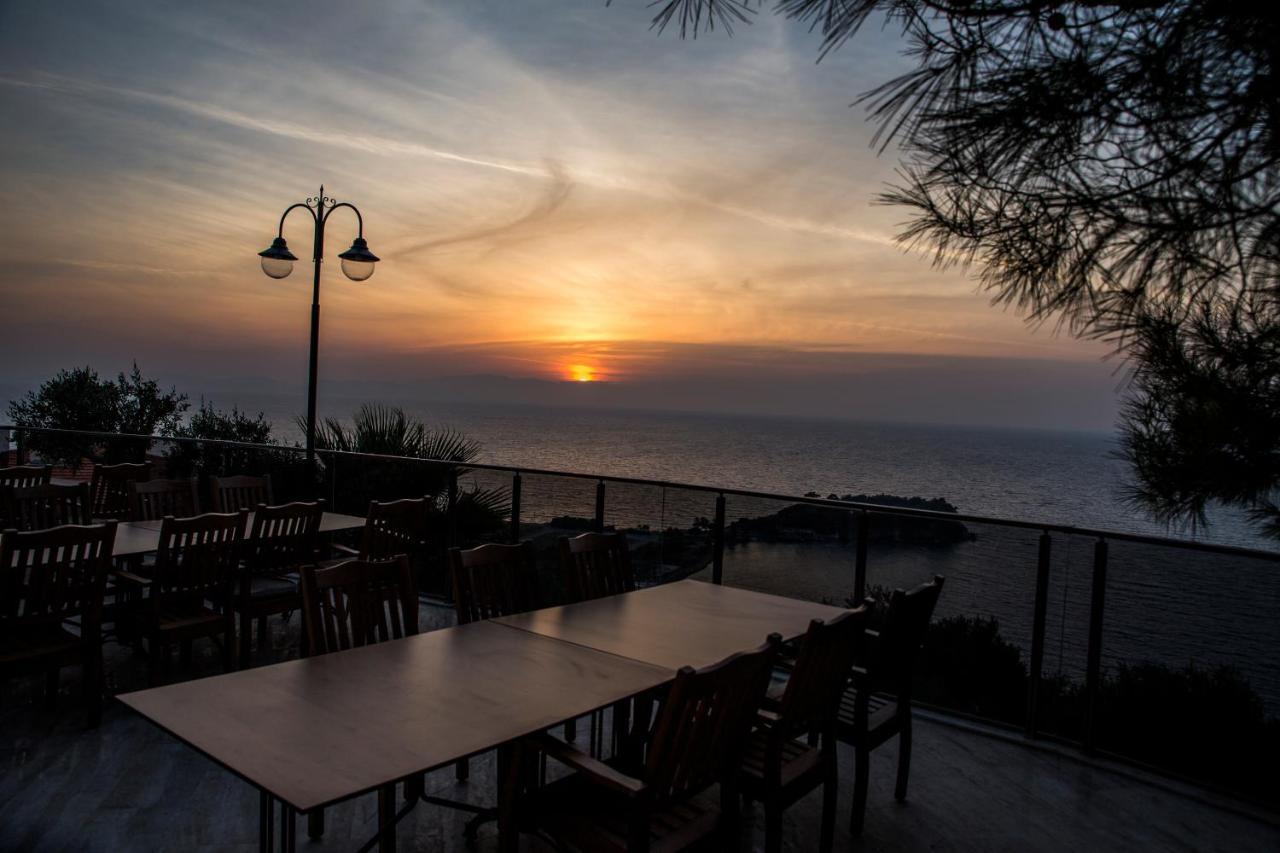 Neopol Hotel Kusadası Eksteriør bilde